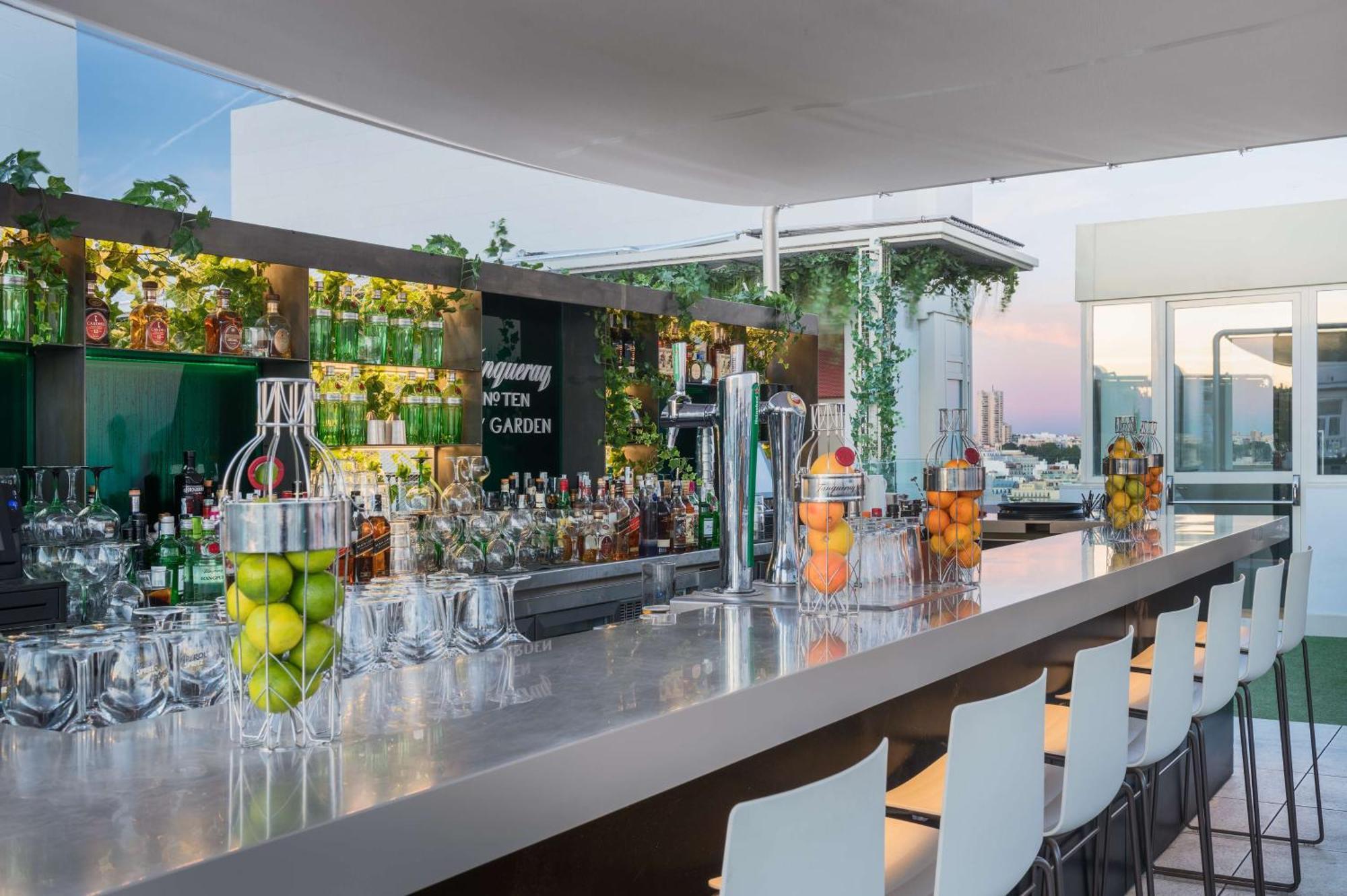 Отель Nh Collection Madrid Gran Via Экстерьер фото