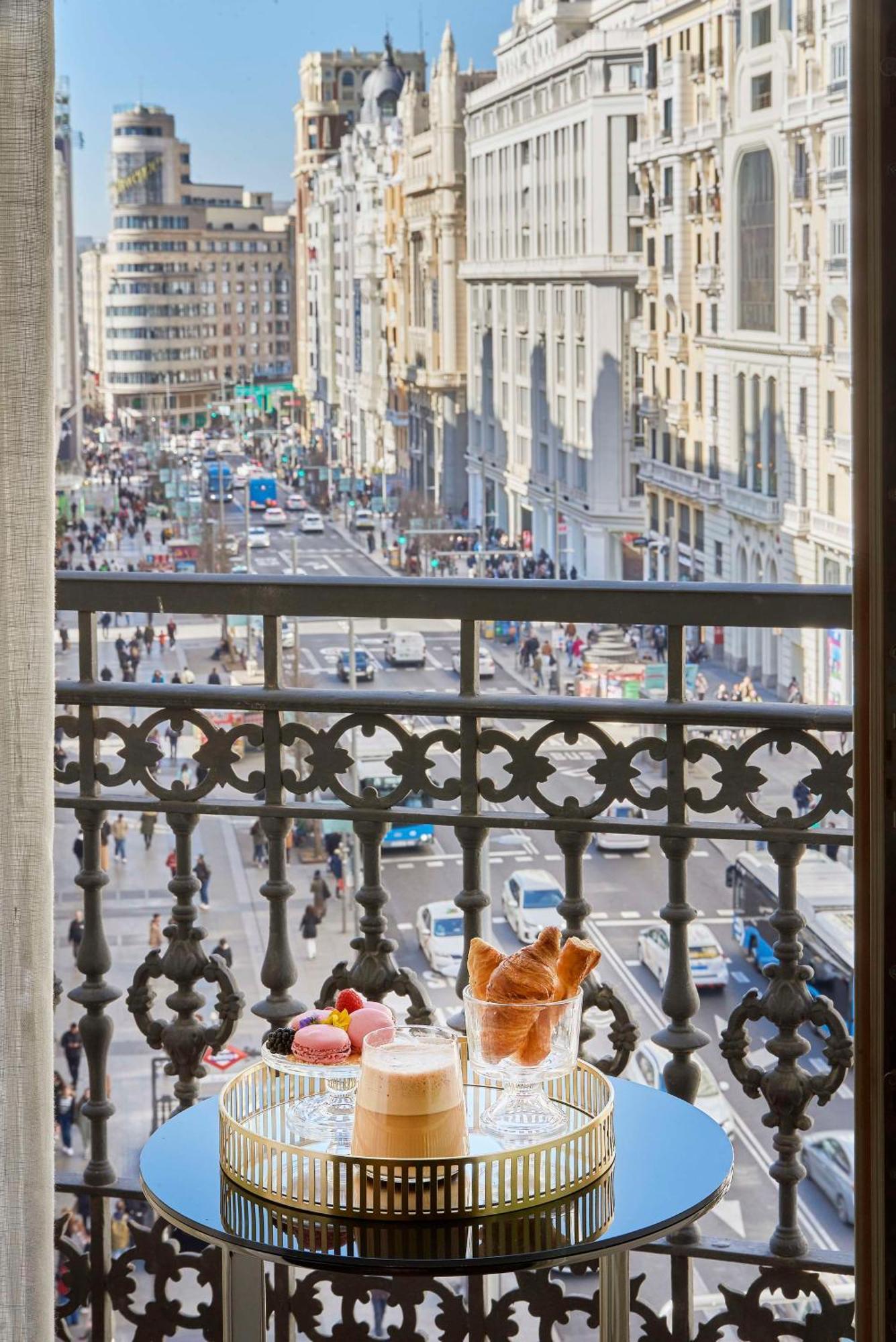 Отель Nh Collection Madrid Gran Via Экстерьер фото