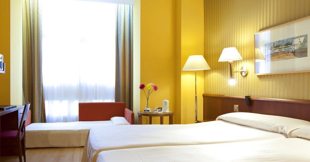 Отель Nh Collection Madrid Gran Via Экстерьер фото